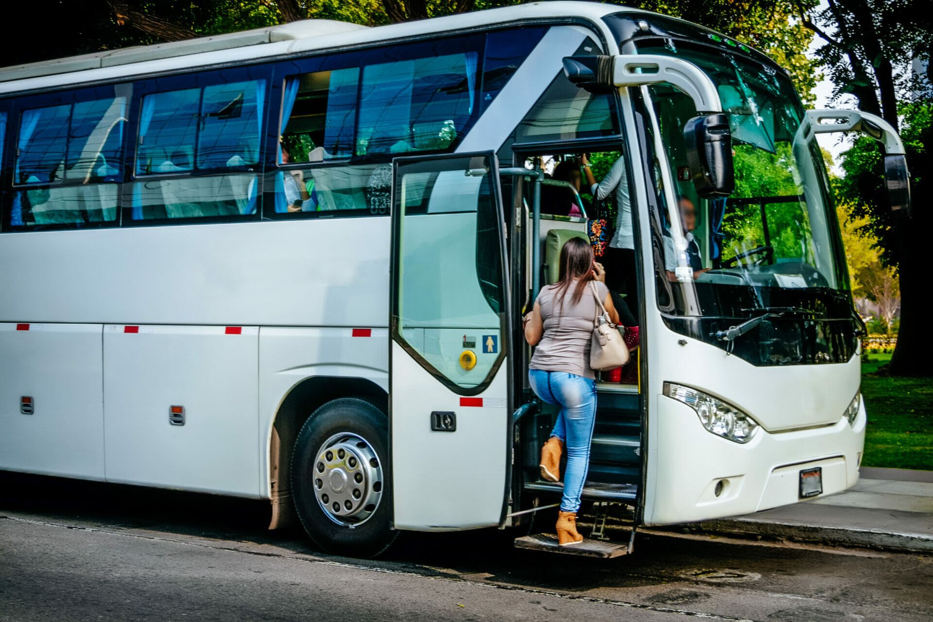 Tour Bus